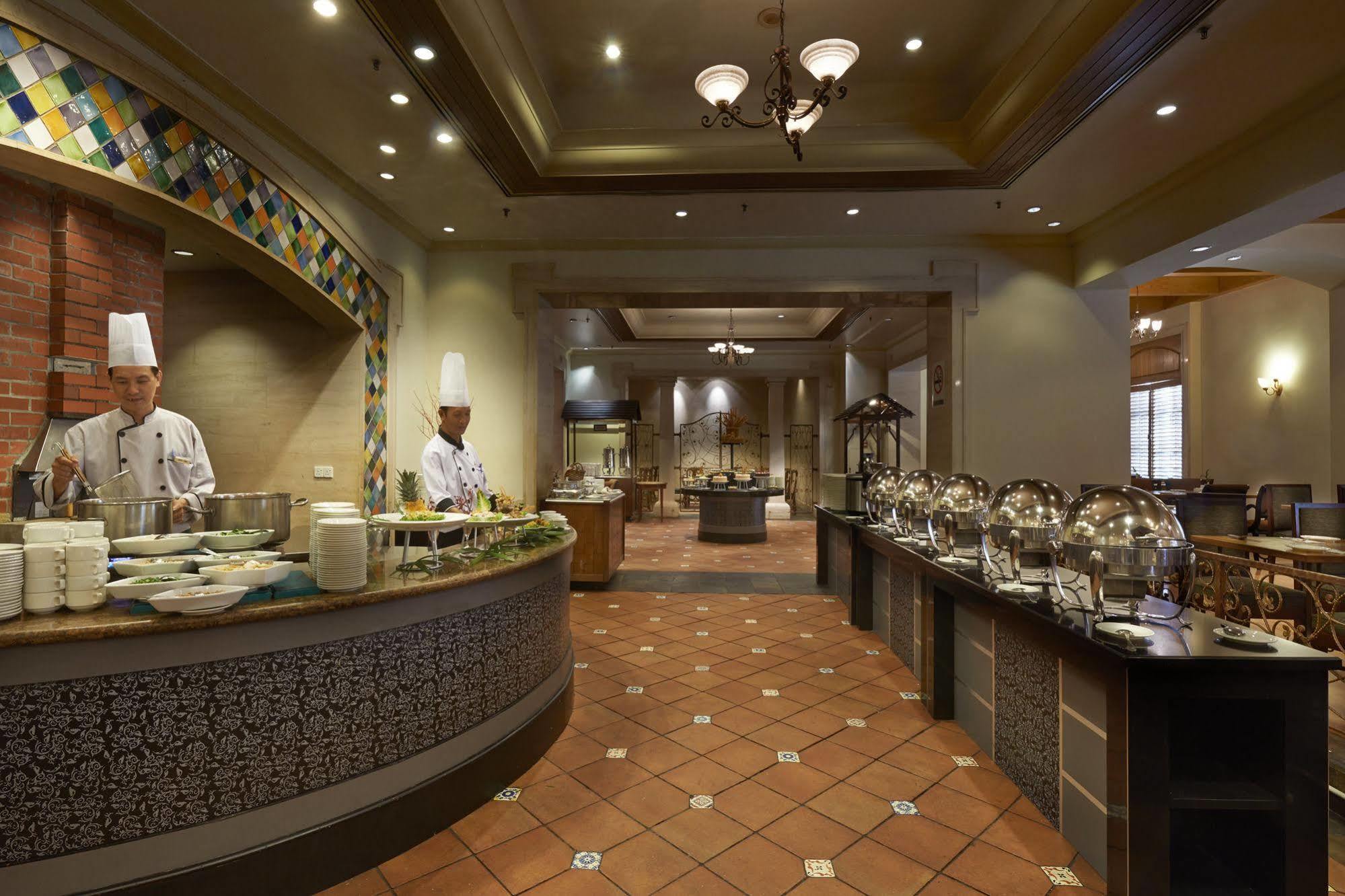 Grand Swiss-Belhotel Melaka Екстериор снимка